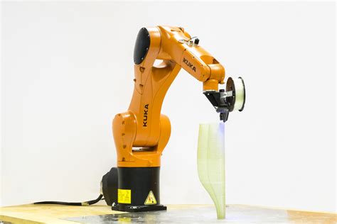 This 6-Axis Robot Arm Can 3D Print Fiberglass Composites | ArchDaily