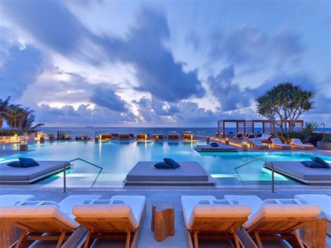 1 Hotel South Beach (Miami, Florida), USA - Infinity Pools