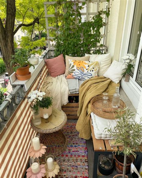 20 Balcony Garden Ideas - How to Grow Plants on a Small Balcony ...