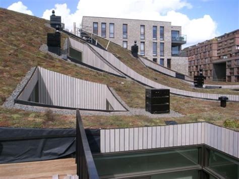 NL Architects Completes Construction on Green Roofed Apartment Building