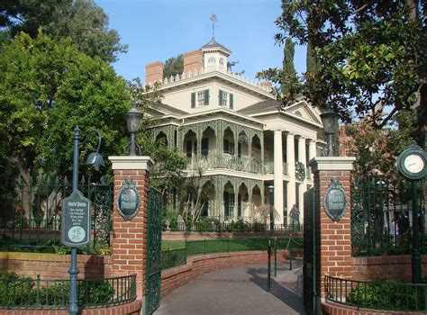 Disneyland’s Haunted Mansion | The Enchanted Manor