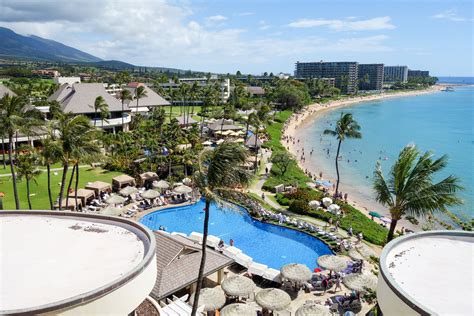 Massive in Maui: A Review of the Sheraton Maui Resort & Spa - The ...