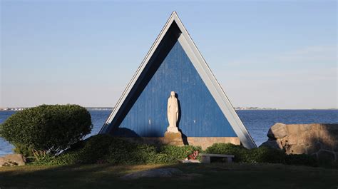 Seaside Chapel - St. Edmund's Retreat Inc. - Mystic, CT