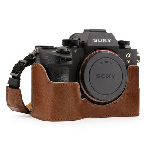 Sony Alpha A7 III Camera Cases & Accessories – MegaGear Store