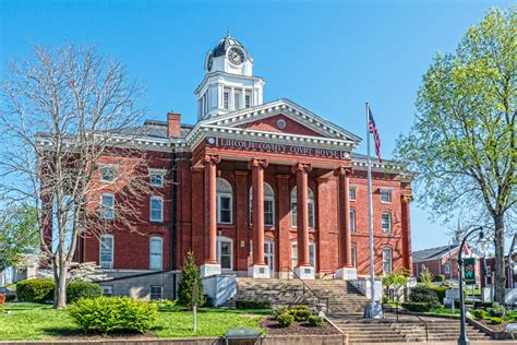 Lincoln County Courthouse 9182sm - Purple Rosemary