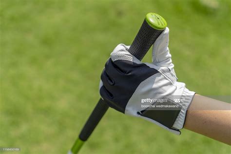 How to Regrip Golf Clubs - Bulle Rock Golf