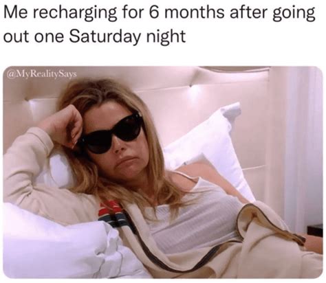 30 Funny Introvert Memes That Require Absolutely Nothing From You