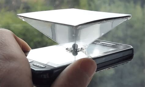 DIY Smartphone Hologram Display Puts A Twist On Reality