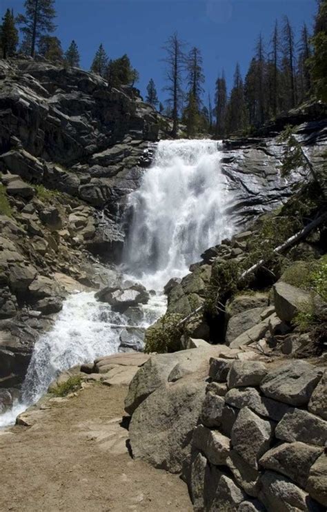 17 Best images about Waterfalls of the Sierra Nevada on Pinterest ...