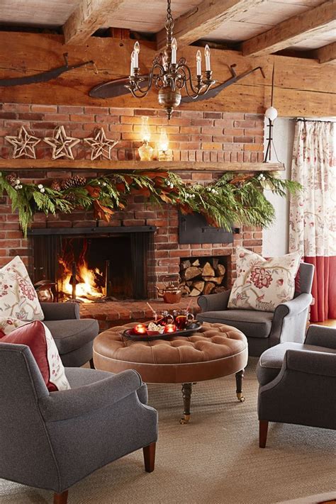 52 Best Christmas Mantel Ideas - Festive Holiday Mantel Decor