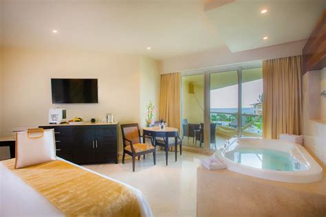 Moon Palace Cancun - Rooms & Suites - Passport Travel