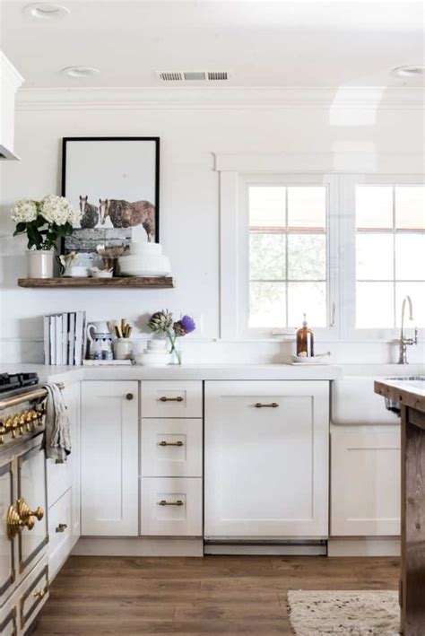 Classic Kitchen Cabinet Hardware – Things In The Kitchen