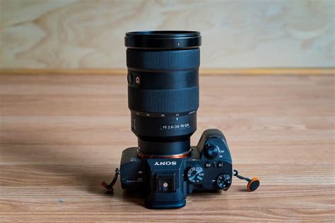 7 Best Lenses for Sony a7III (Budget to Premium)