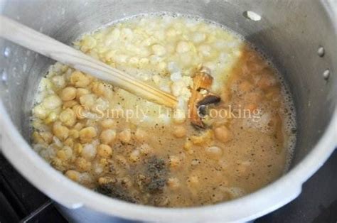 Channa Soup Cutters: A Complementary Spicy Treat