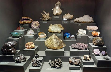 Minerals, Crystals, Rocks & Stones: What’s The Difference? - FossilEra.com