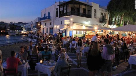 Your Ultimate Mykonos Nightlife Guide - Scoop Empire