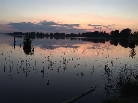 Lake at the sunset - italy (iPhone 6, no post) : r/iPhoneography