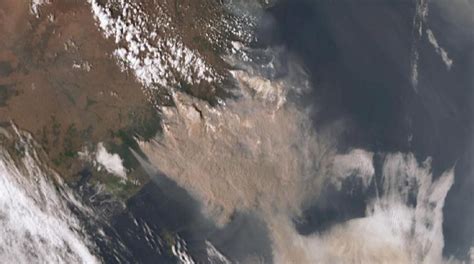 Monitoring Australian Bushfires from Space - Arlula