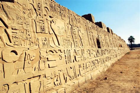 Mysterious Egyptian Hieroglyphs: एक पत्थर में छिपी है एक सभ्यता की कहानी.