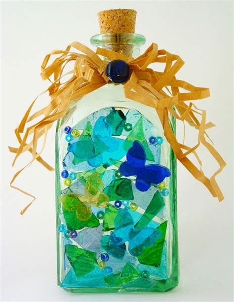 Glass Crafts: Bottles Decorated With Stained Glass Mosaics - FeltMagnet