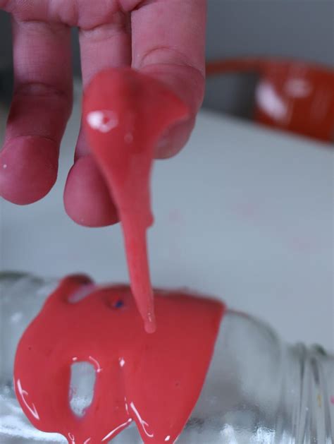 2-Ingredient Cornstarch Slime Recipe (no glue or borax!)