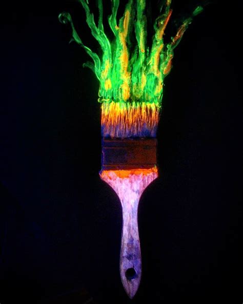 Fluo Art - Fluorescent Art - Fluorescent Paintings