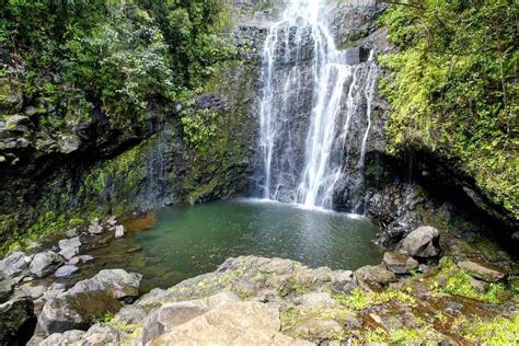 12 Gorgeous Maui Waterfalls Worth Seeing (2023) - Hawaii Travel Spot