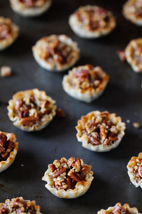 Easy Mini Pecan Tarts | Gimme Some Oven