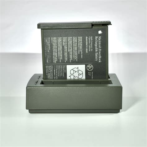 PowerBook Battery Recharger (for PowerBook 140–180, 1992) – mattjfuller.com