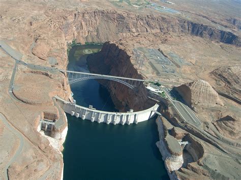 File:Glen Canyon Dam Lake Powell, Arizona.JPG - Wikipedia