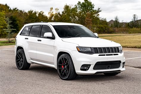 2017 Grand Cherokee Srt Interior | Brokeasshome.com