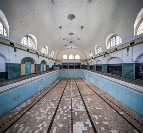 9 Haunting Photos of Abandoned Swimming Pools Across Europe - Urban ...