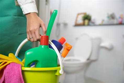 What Are the Best Bathroom Cleaning Products? - HowStuffWorks