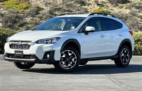 2019 Subaru Crosstrek Premium VIN: JF2GTACC0KH273592 - CLASSIC.COM