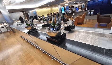 Lounge in Heathrow Terminal 5 review. British Airways South Lounge