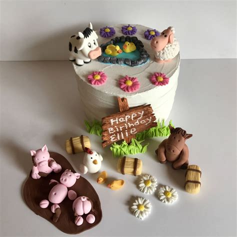 Pin on Farm animals fondant