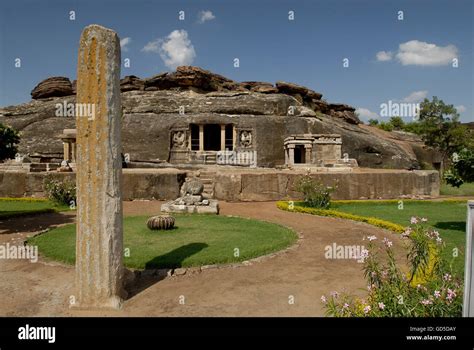 Ravana temple hi-res stock photography and images - Alamy