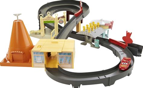 Disney And Pixar Cars Toys, Track Set With Lightning McQueen Toy Car ...