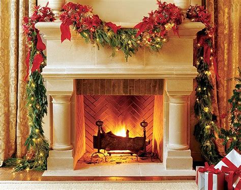 33 Popular Christmas Fireplace Mantel Decorations That You Like - MAGZHOUSE