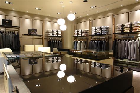 Retail Shop Design Ideas ~ Outstanding Clothing Display Shelf Retail ...