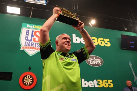 Michael van Gerwen marches to second US Darts Masters crown - LiveDarts