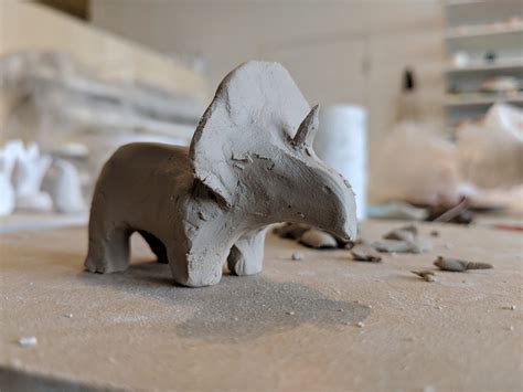 Sculpting Clay Animals - Kness