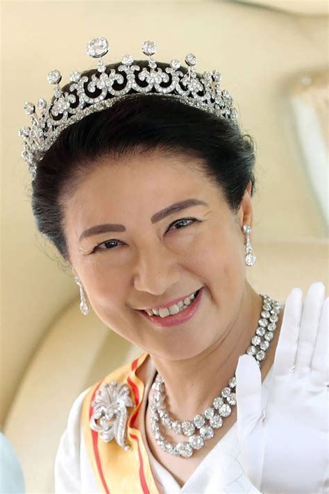 The most glamorous royal tiaras from around the world – Artofit