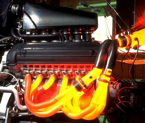 Top Vehicles — Glowing Mclaren F1 engine