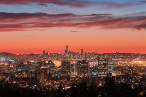 Oakland and San Francisco Skyline Sunset – Getty Photography