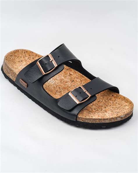 Best Sandals for Men: Stylish and Comfortable Men's Sandals