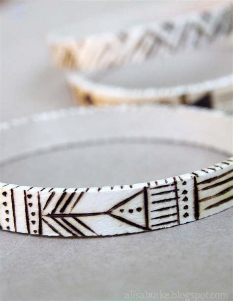 alisaburke: handmade wooden bangles