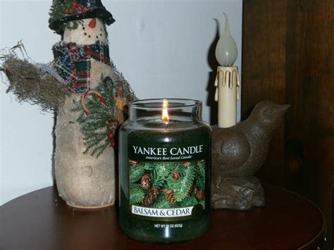 Yankee Candle Holiday Scents Review - About a Mom