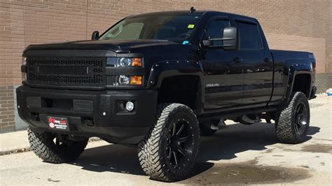 Lifted Chevy Silverado Trucks