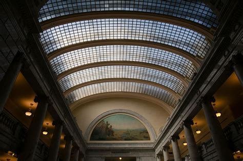 Premium Photo | Hall inside the Utah State Capitol Building